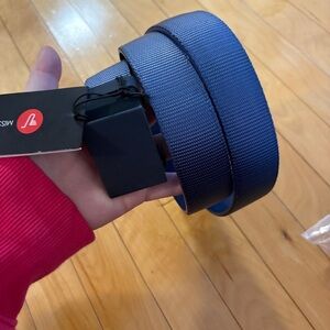 Missions Slides belt Ratchet belt without holes Adjustable NEW Blue Small